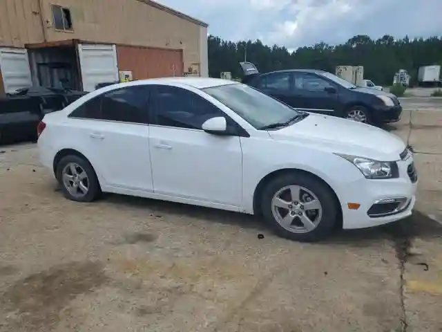 1G1PE5SB5G7177388 2016 CHEVROLET CRUZE-3