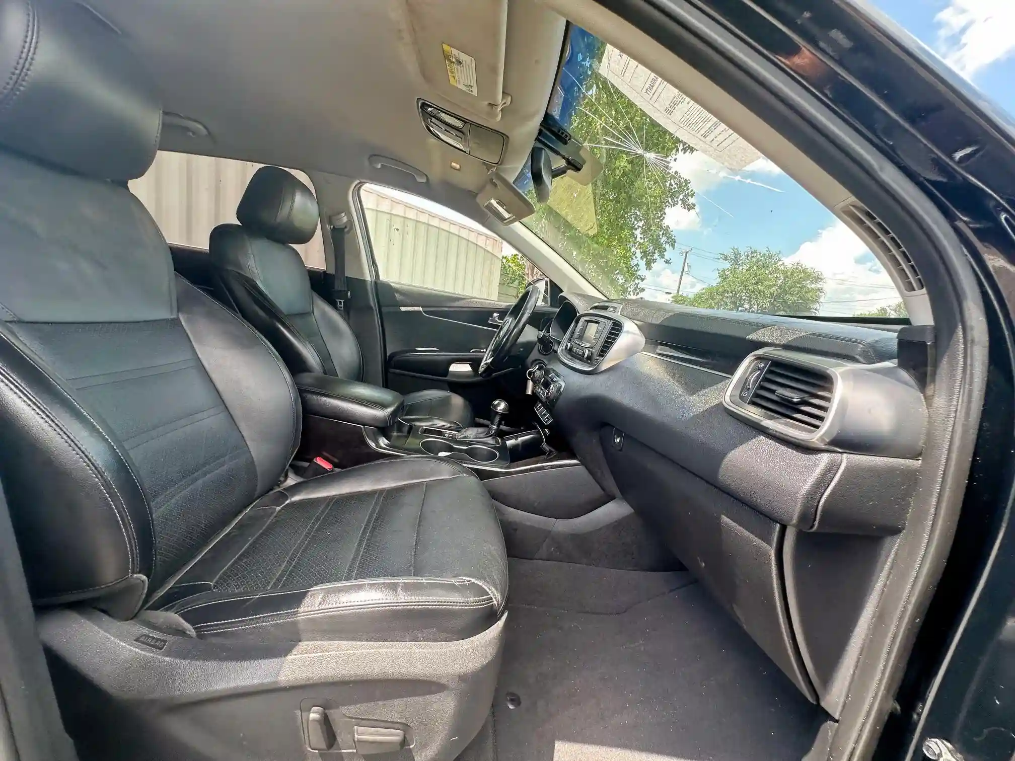 5XYPH4A16GG024247 2016 KIA SORENTO-4