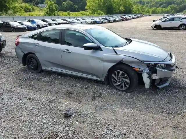 2HGFC2F73HH572321 2017 HONDA CIVIC-3