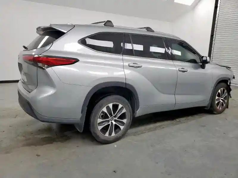 5TDHZRBH7MS072199 2021 TOYOTA HIGHLANDER-2