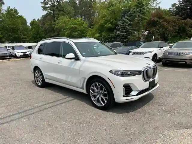 5UXCX4C55KLS38210 2019 BMW X7-1