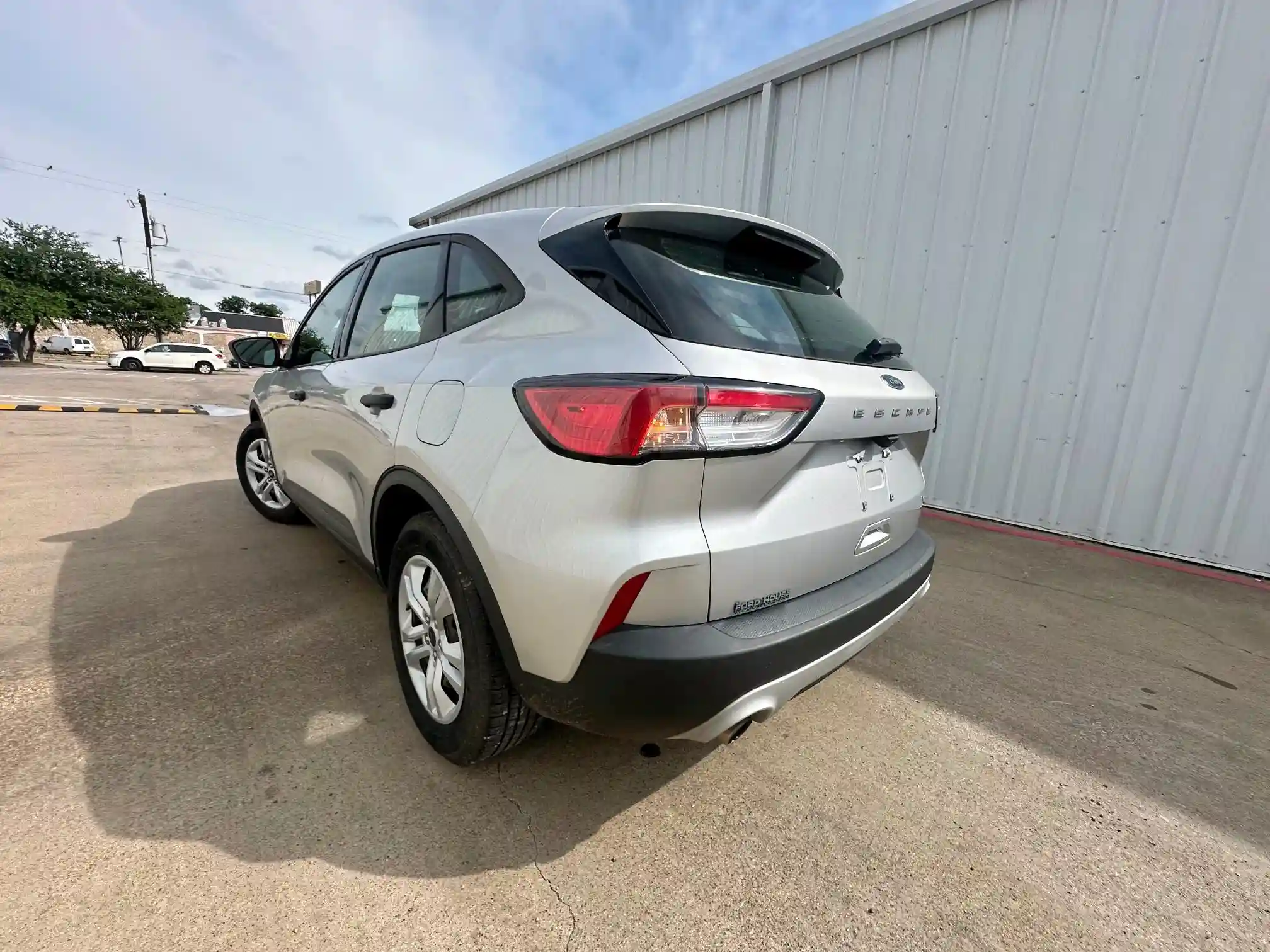 1FMCU0F66LUB66867 2020 FORD ESCAPE-2