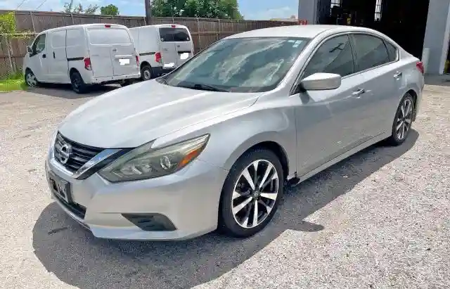 1N4AL3AP6HC283271 2017 NISSAN ALTIMA-1