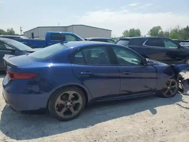 ZARFAEBN3H7551285 2017 ALFA ROMEO GIULIA-2