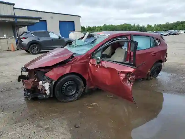 4S3GTAA65H1738882 2017 SUBARU IMPREZA-0