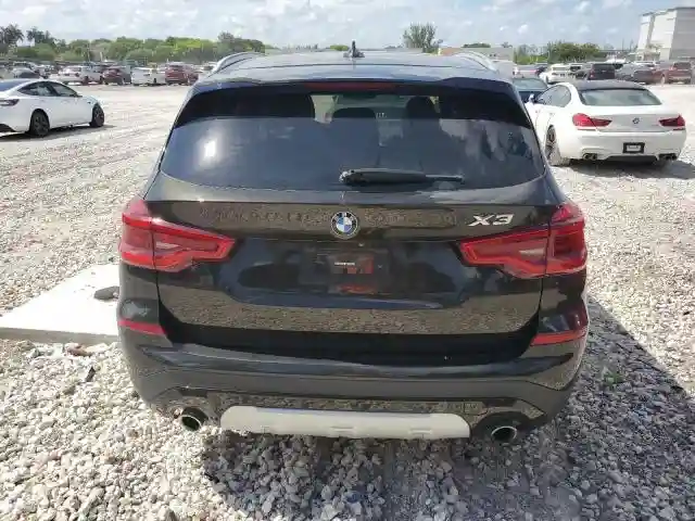 5UXTR9C56JLC78000 2018 BMW X3-5