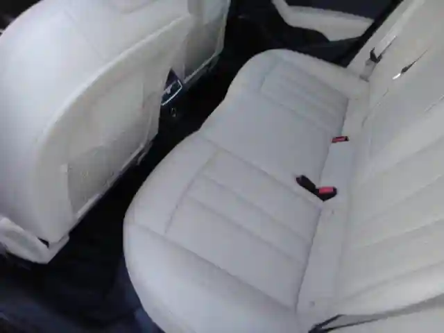 WAUENAF4XHN034XXX 2017 AUDI A4-5