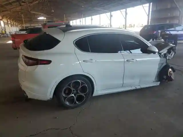 ZASPAKBN5L7C74328 2020 ALFA ROMEO STELVIO-2