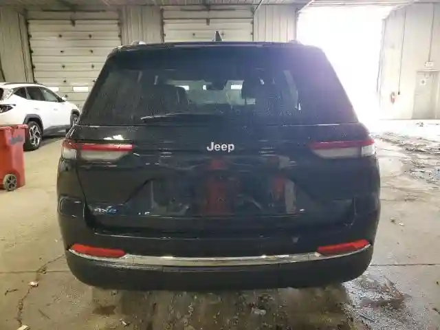 1C4RJYB60RC117786 2024 JEEP GRAND CHEROKEE-5
