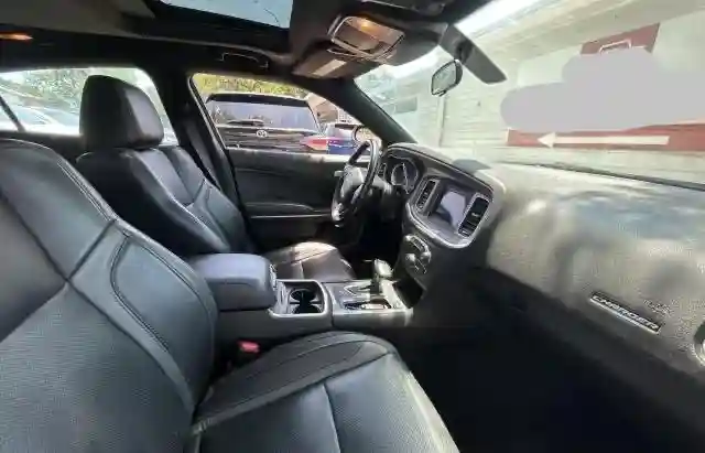 2C3CDXBG0KH655072 2019 DODGE CHARGER-4