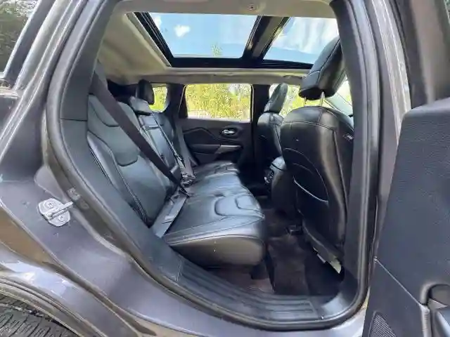 1C4PJMDX7KD218619 2019 JEEP GRAND CHEROKEE-5