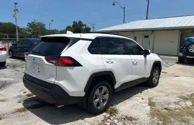 2T3W1RFV8SC307558 2025 TOYOTA RAV4-3
