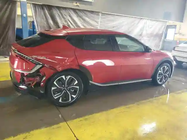 KNDC34LA9R5614058 2024 KIA EV6 LIGHT-2