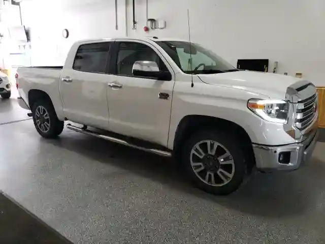 5TFAY5F19JX753397 2018 TOYOTA TUNDRA-3