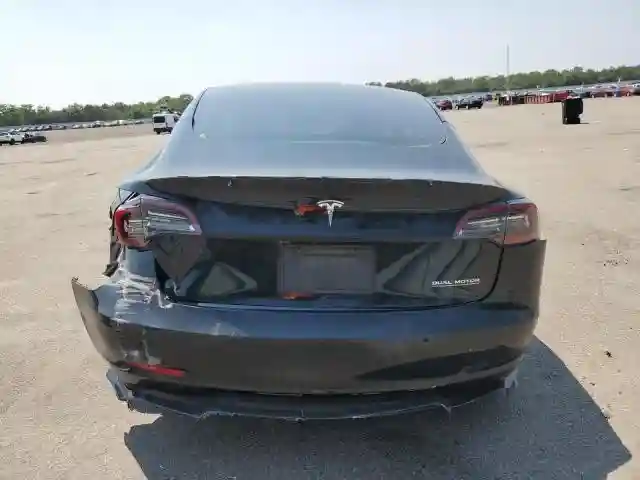 5YJ3E1EC3NF248582 2022 TESLA MODEL 3-5
