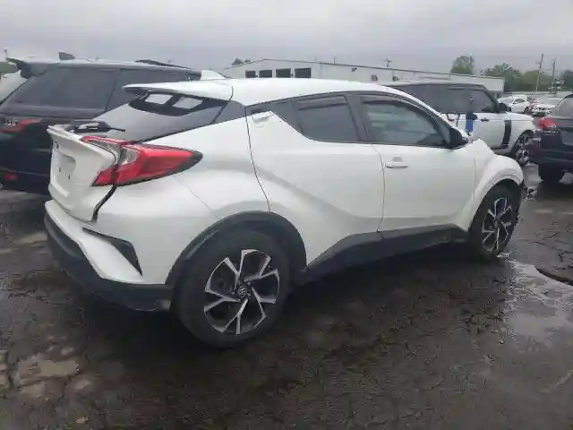 NMTKHMBX5MR118680 2021 TOYOTA C-HR-2
