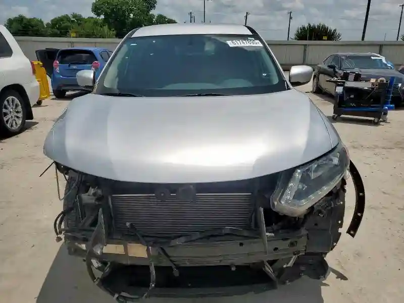 JN8AT2MT7GW017420 2016 NISSAN ROGUE-4