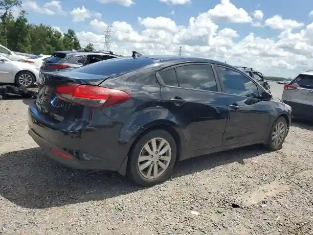 3KPFK4A77HE121215 2017 KIA FORTE-2