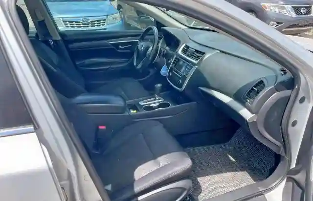 1N4AL3AP6HC283271 2017 NISSAN ALTIMA-4