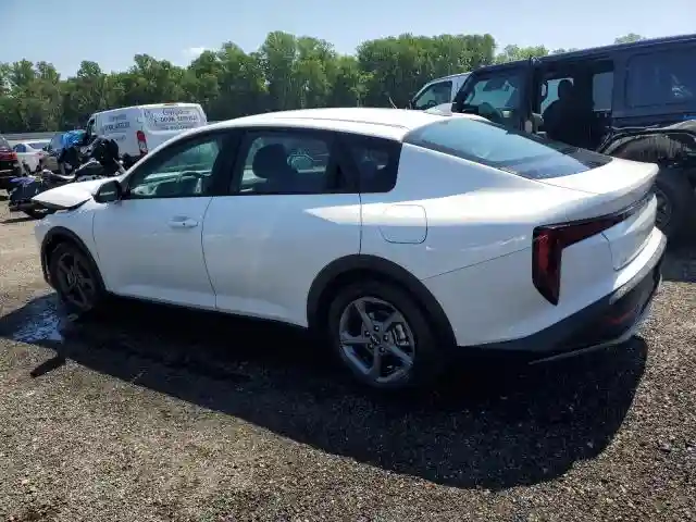 3KPFT4DE1SE099095 2025 KIA K4 LX-1