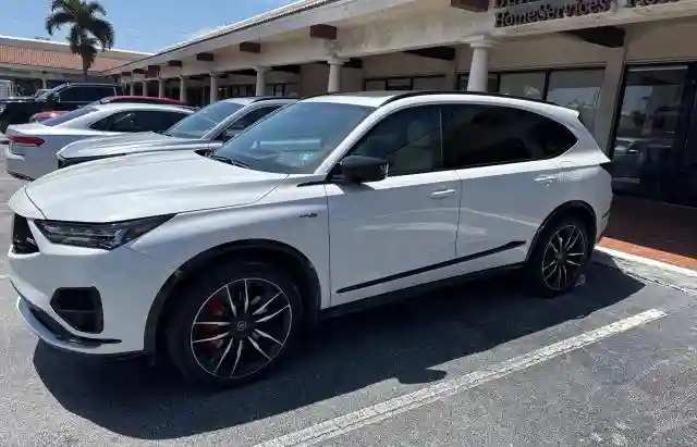 5J8YE1H33PL035098 2023 ACURA MDX-1