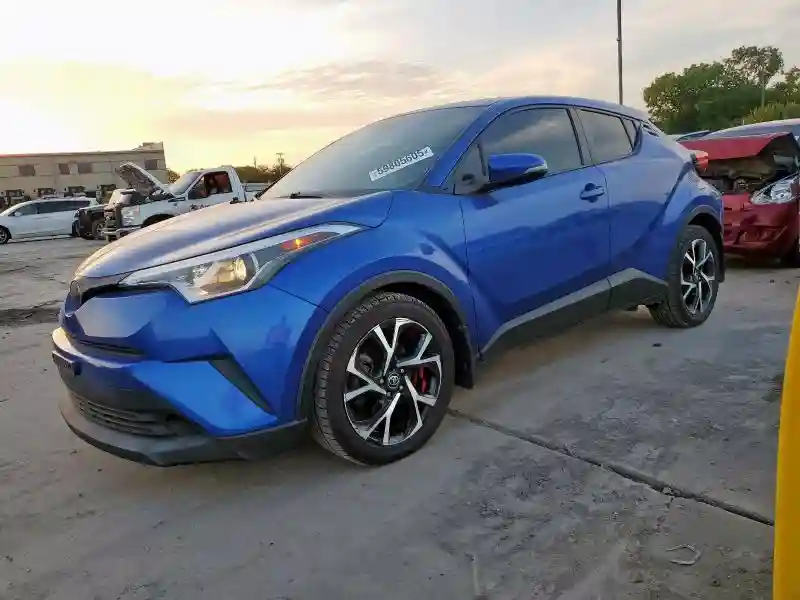 NMTKHMBX7JR004448 2018 TOYOTA C-HR-0