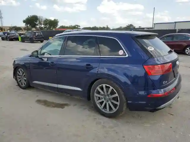 WA1LAAF73KD049283 2019 AUDI Q7-1