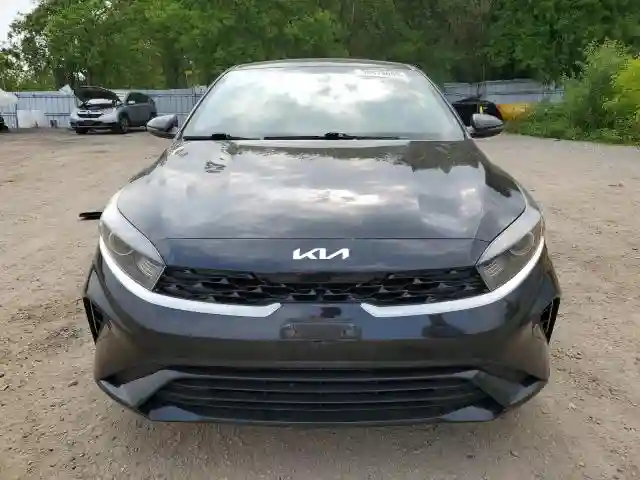 3KPF34AD0NE427252 2022 KIA FORTE-4