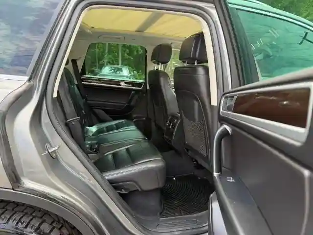 WVGEF9BP9GD007210 2016 VOLKSWAGEN TOUAREG-5