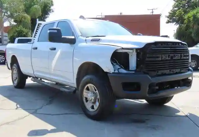 3C6UR5HJ4RG130753 2024 RAM 2500-0