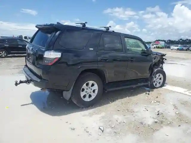 JTEBU5JR6J5592981 2018 TOYOTA 4RUNNER-2