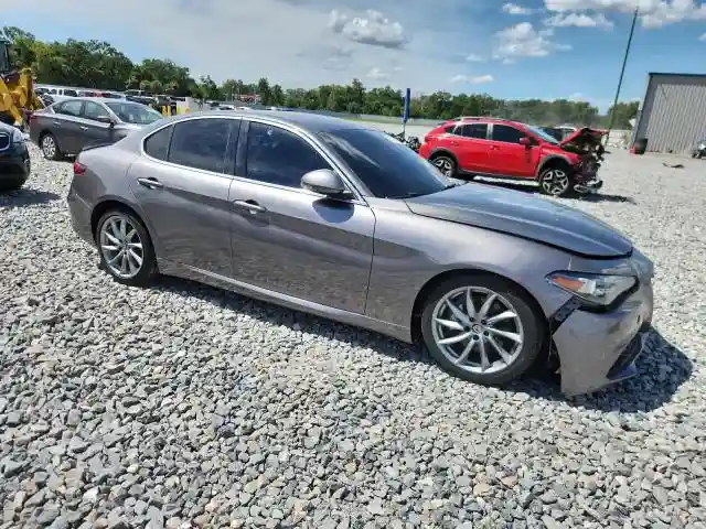 ZARFAEBN6H7556190 2017 ALFA ROMEO GIULIA-3