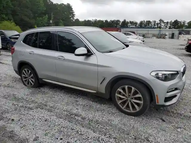 5UXTR7C52KLF25373 2019 BMW X3-3