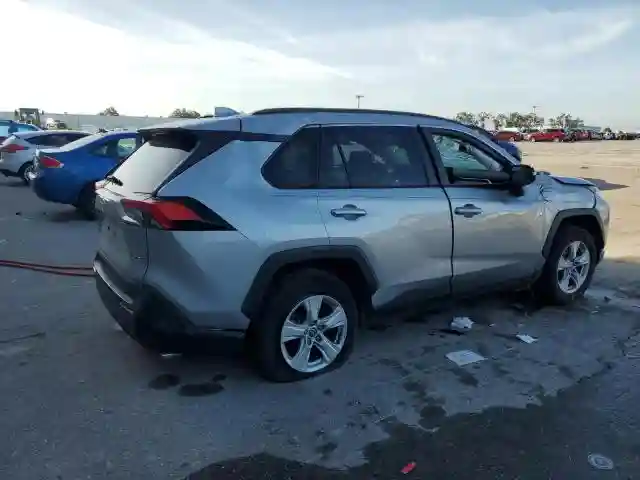 2T3W1RFV3MC145454 2021 TOYOTA RAV4-2