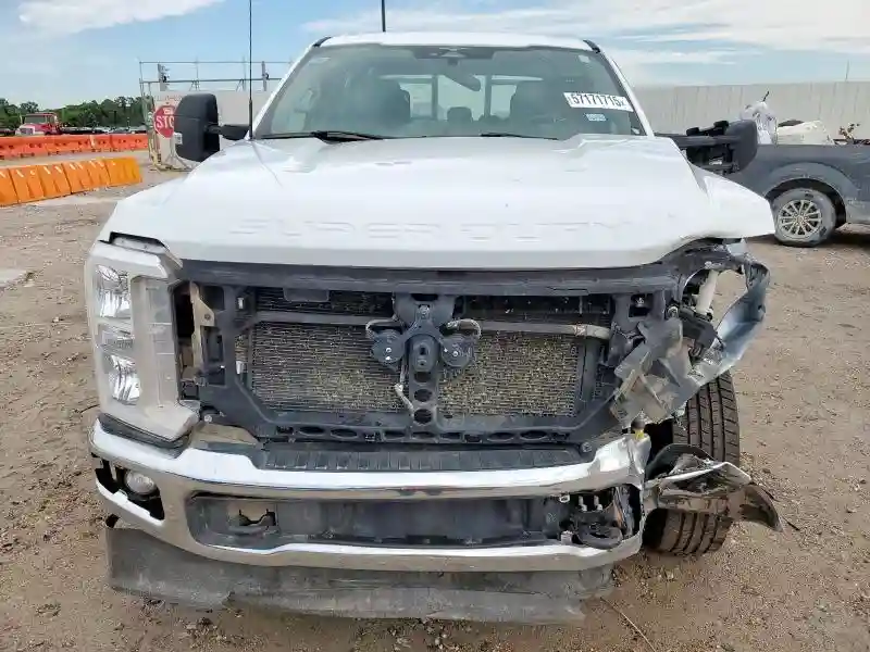 1FT7W2BT8PEC30883 2023 FORD F250-4