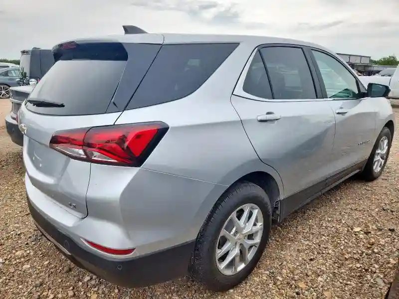 2GNAXJEV3N6140303 2022 CHEVROLET EQUINOX-2