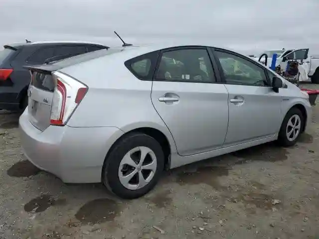 JTDKN3DU3F0480391 2015 TOYOTA PRIUS-2