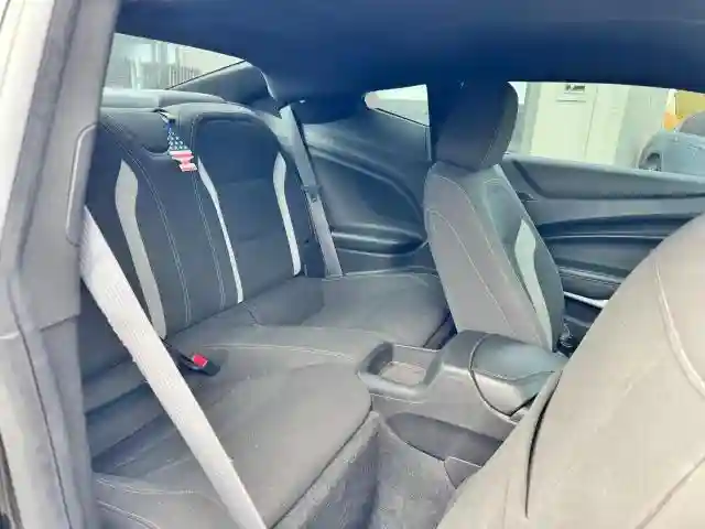 1G1FE1R76K0151129 2019 CHEVROLET CAMARO-5