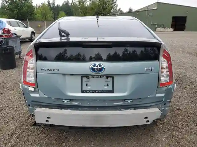 JTDKN3DU1F1872358 2015 TOYOTA PRIUS-5
