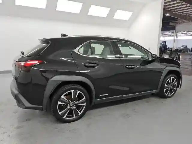 JTHX9JBH8M2050084 2021 LEXUS UX 250H-2