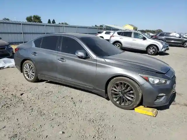 JN1EV7AP6JM590651 2018 INFINITI Q50-3