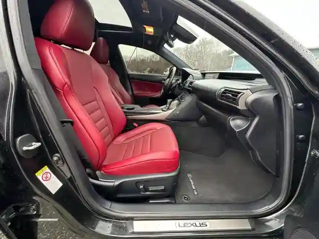 JTHC81D22K50359 2019 LEXUS IS-4