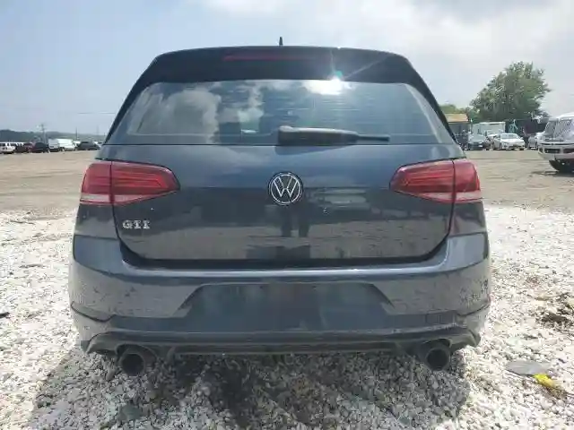 3VW447AU6JM296752 2018 VOLKSWAGEN GTI-5