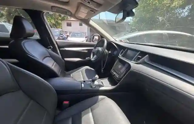 3PCAJ5BB9MF104247 2021 INFINITI QX50-4