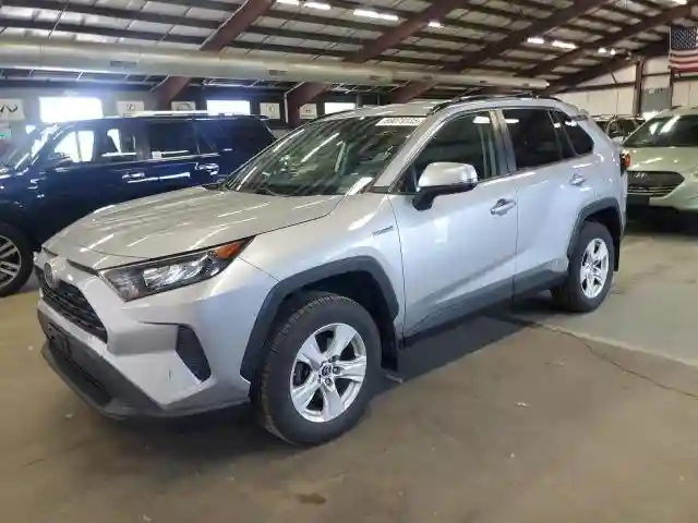 JTMMWRFV3KD020018 2019 TOYOTA RAV4-0