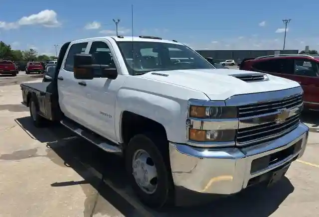 1GB4KYCY1HF168531 2017 CHEVROLET ALL MODELS-0