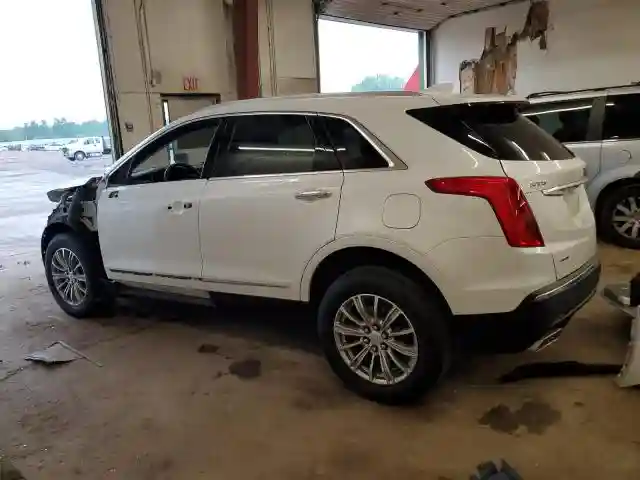1GYKNDRS7HZ303462 2017 CADILLAC XT5-1