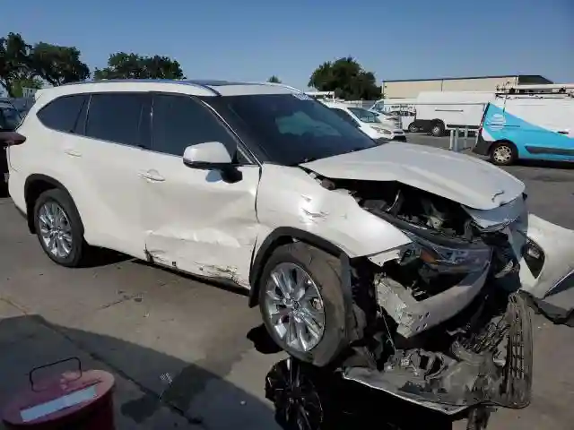 5TDDZRBH4MS532692 2021 TOYOTA HIGHLANDER-3