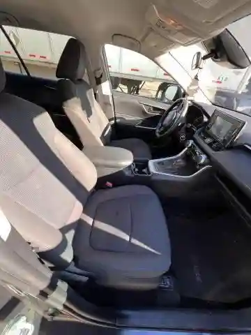 2T3F1RFV0MC185698 2021 TOYOTA RAV4-4