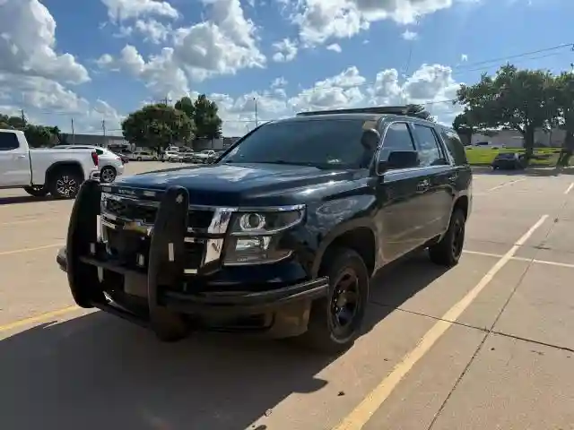 1GNLCDEC6JR353961 2018 CHEVROLET TAHOE-1